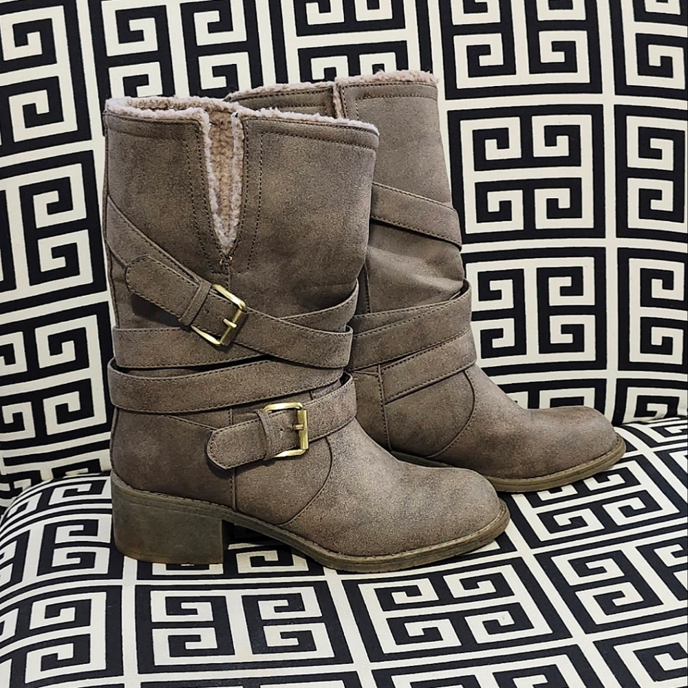 Winter boots